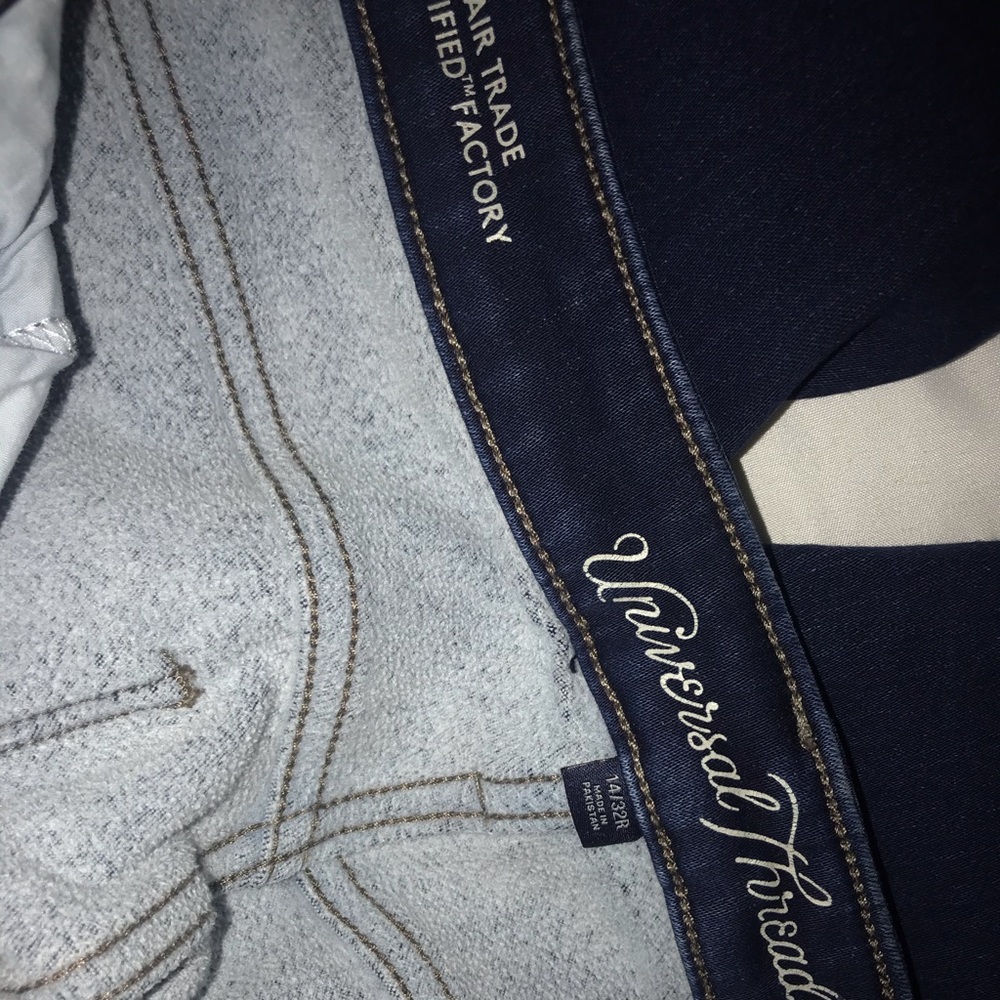 Universal thread jeans